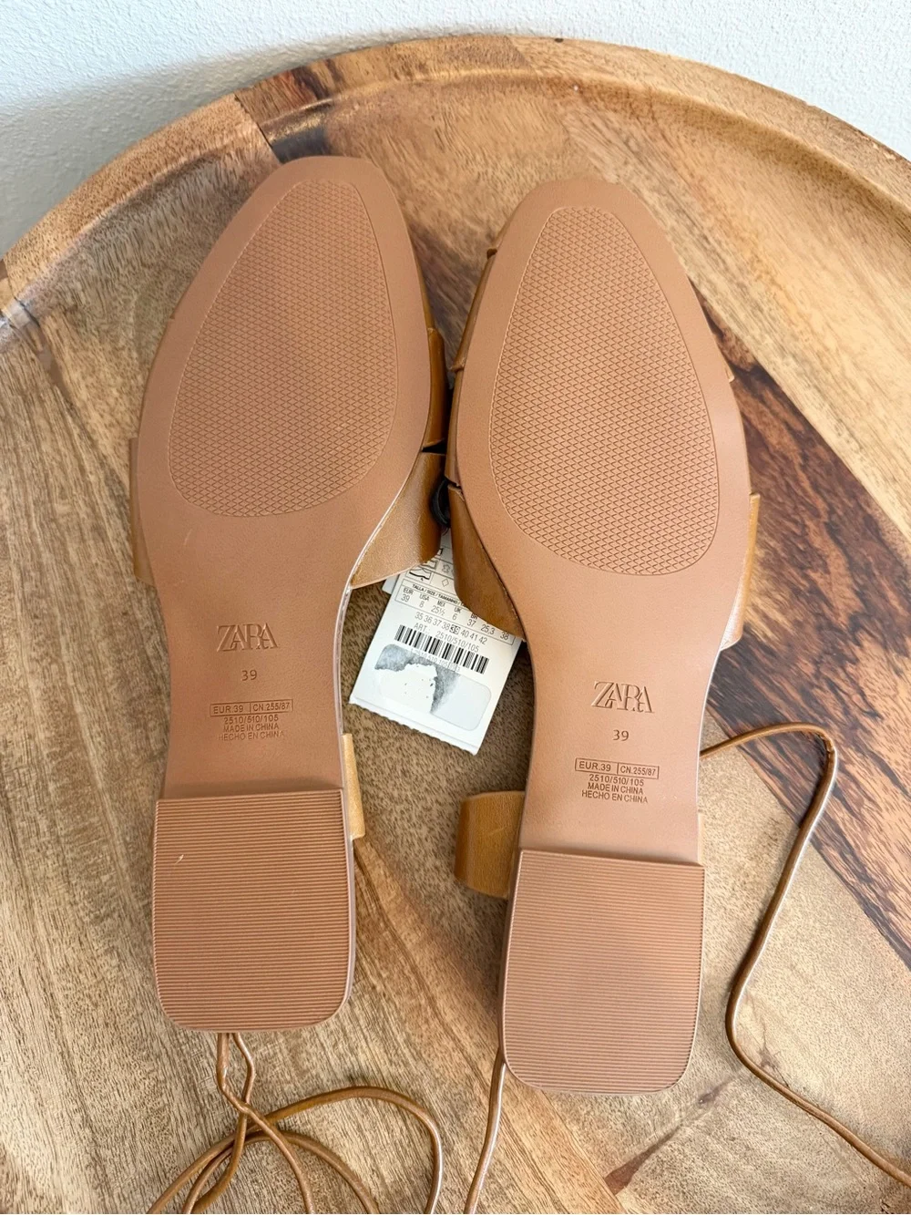 NWT Zara Leather Tied Cage Sandals Size 39